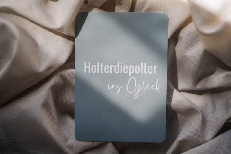 Schreibgewand 1 Studio356_Schreibgewand_Papeterie_Holterdiepolter